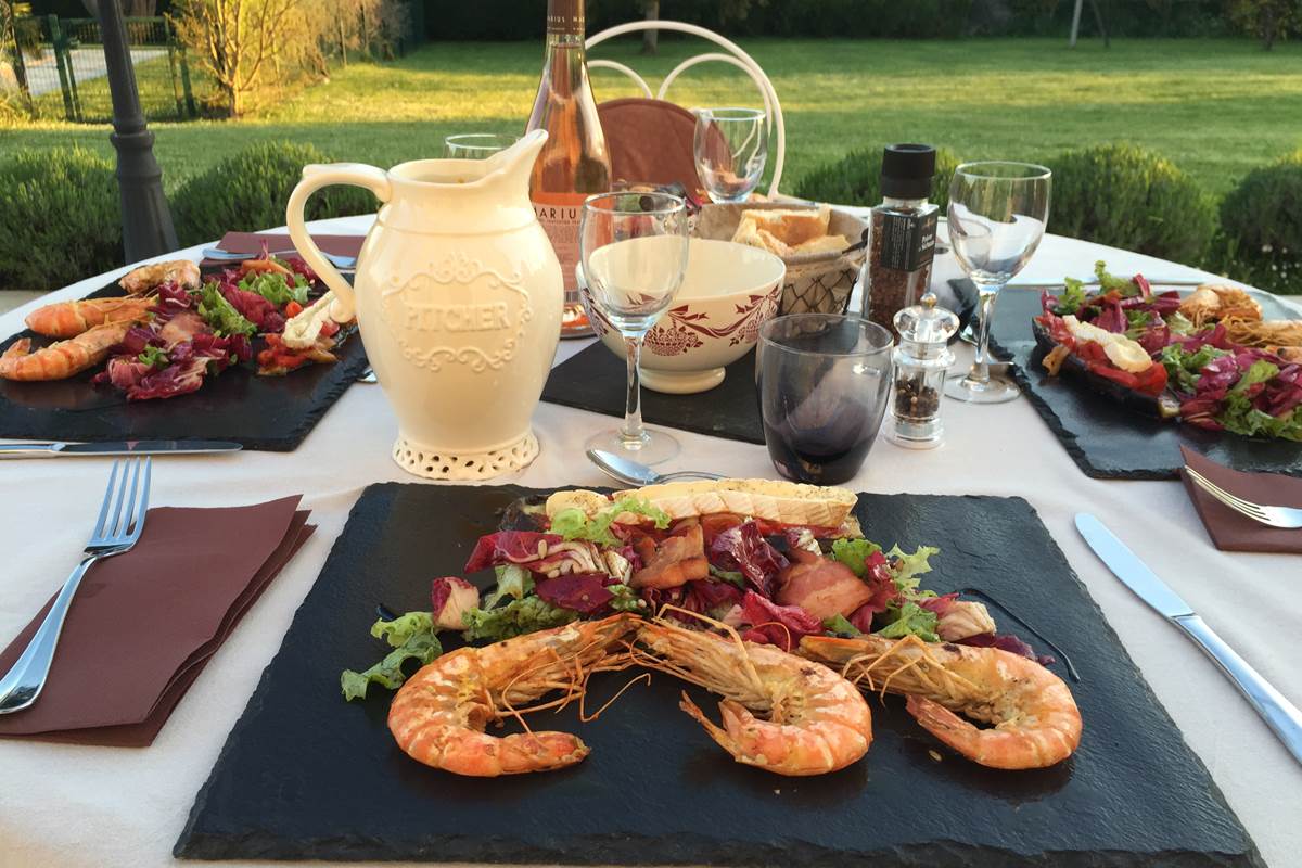 Déjeuner en terrasse