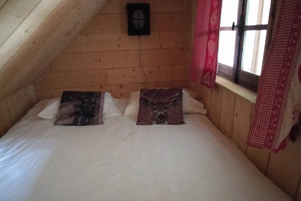 Gite chambre cabane