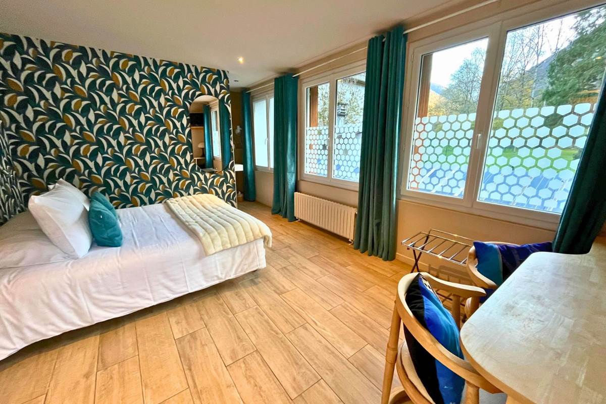 Hotel Bagnères de Luchon St Mamet Pyrénées La Rencluse