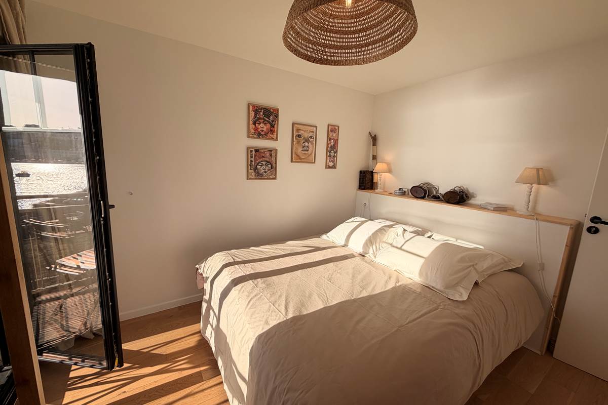 soleil chambre vue port