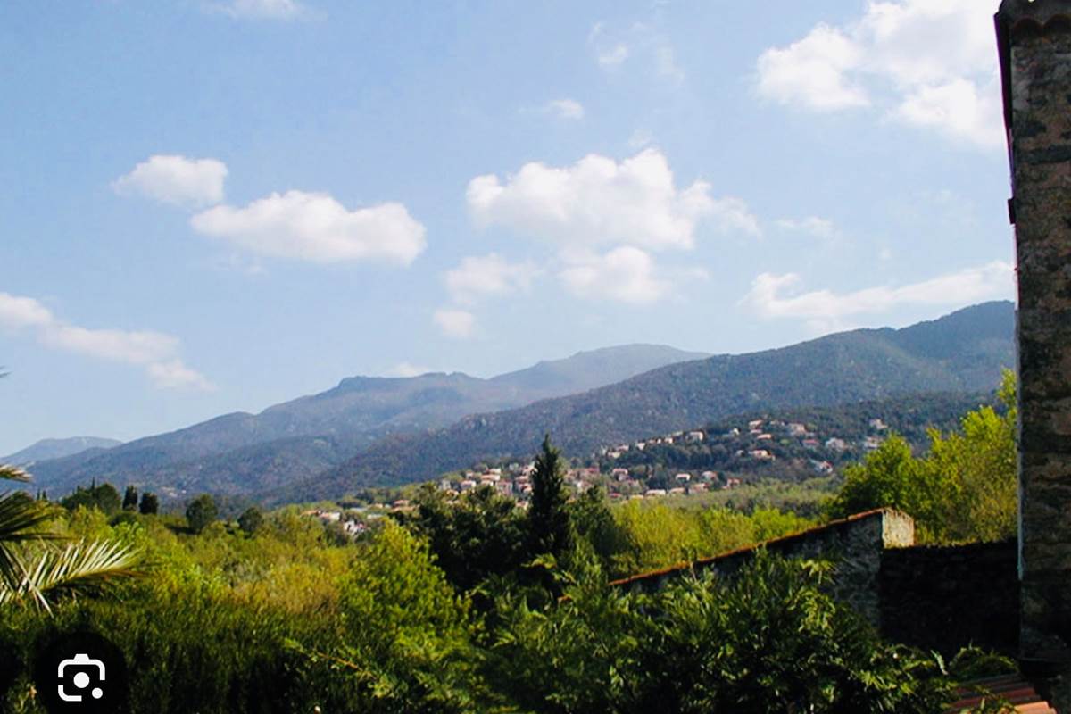 Mas Néoulous vue Albères