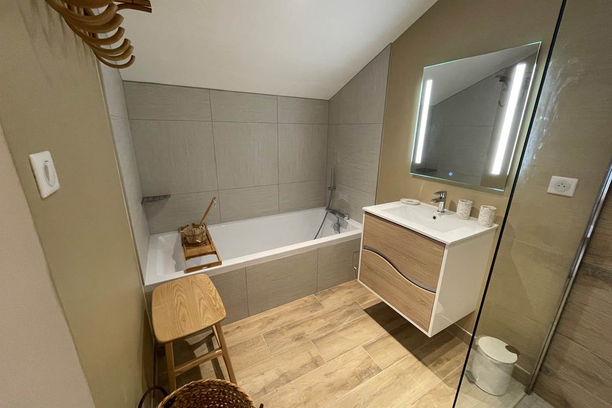 Plan large salle de bain 1