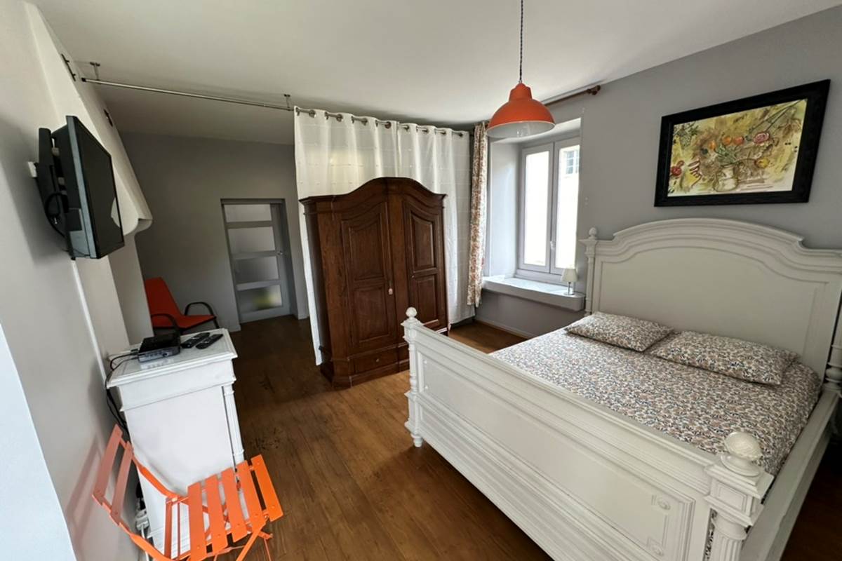 Une chambre au 1er étage