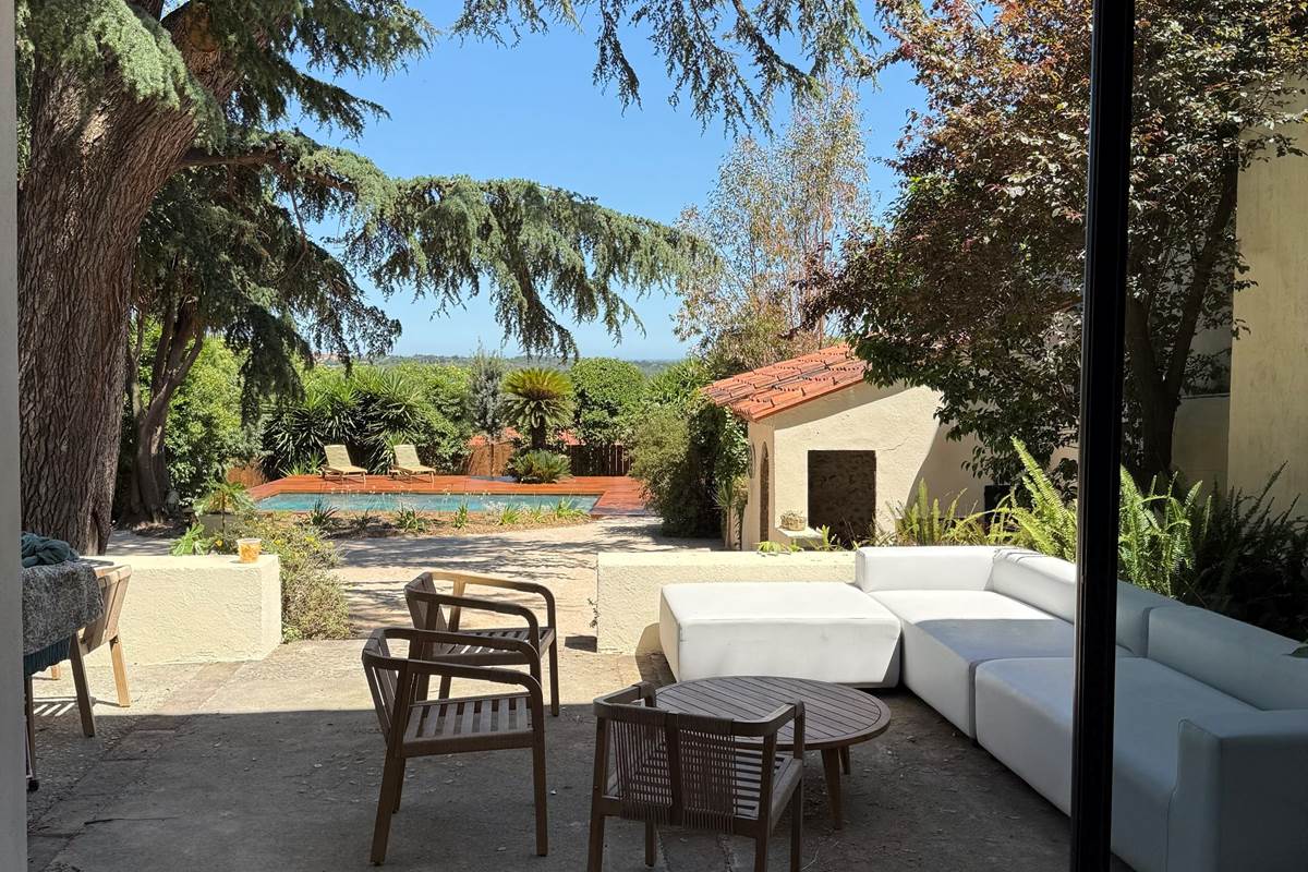 13-VUE JARDIN DE LA MAISON