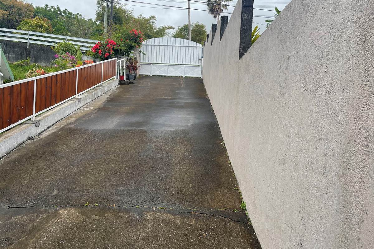 Entrée de la chambre d'hôte Saint Joseph Réunion