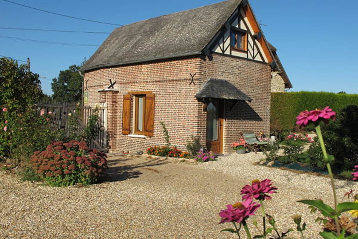 Maisonnette Aux3nidsfleuris