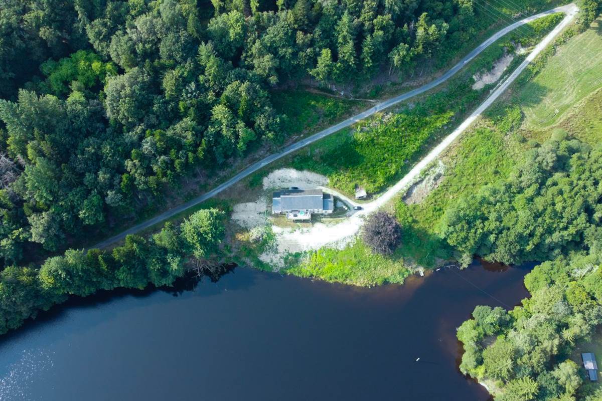 Vue aérienne de la propriété