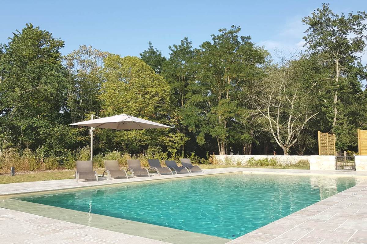 La Piscine dans l'ancien Potager du Domaine des Cyclamens