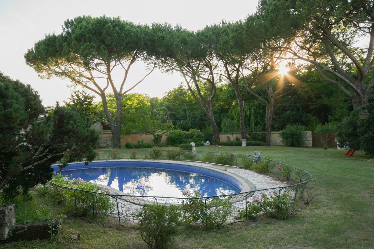 2 7 piscine et extérieur