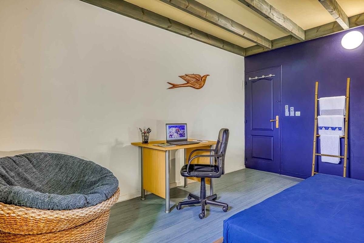 coin-bureau-et-detente-chambre-dodo-sale-etang-sale.jpg