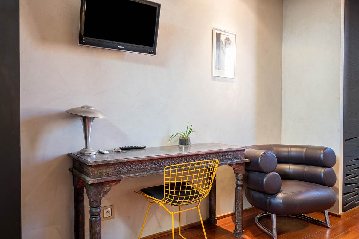 Loge de Mer - Lodge Urbain a Perpignan - Chambre Terre - Bureau