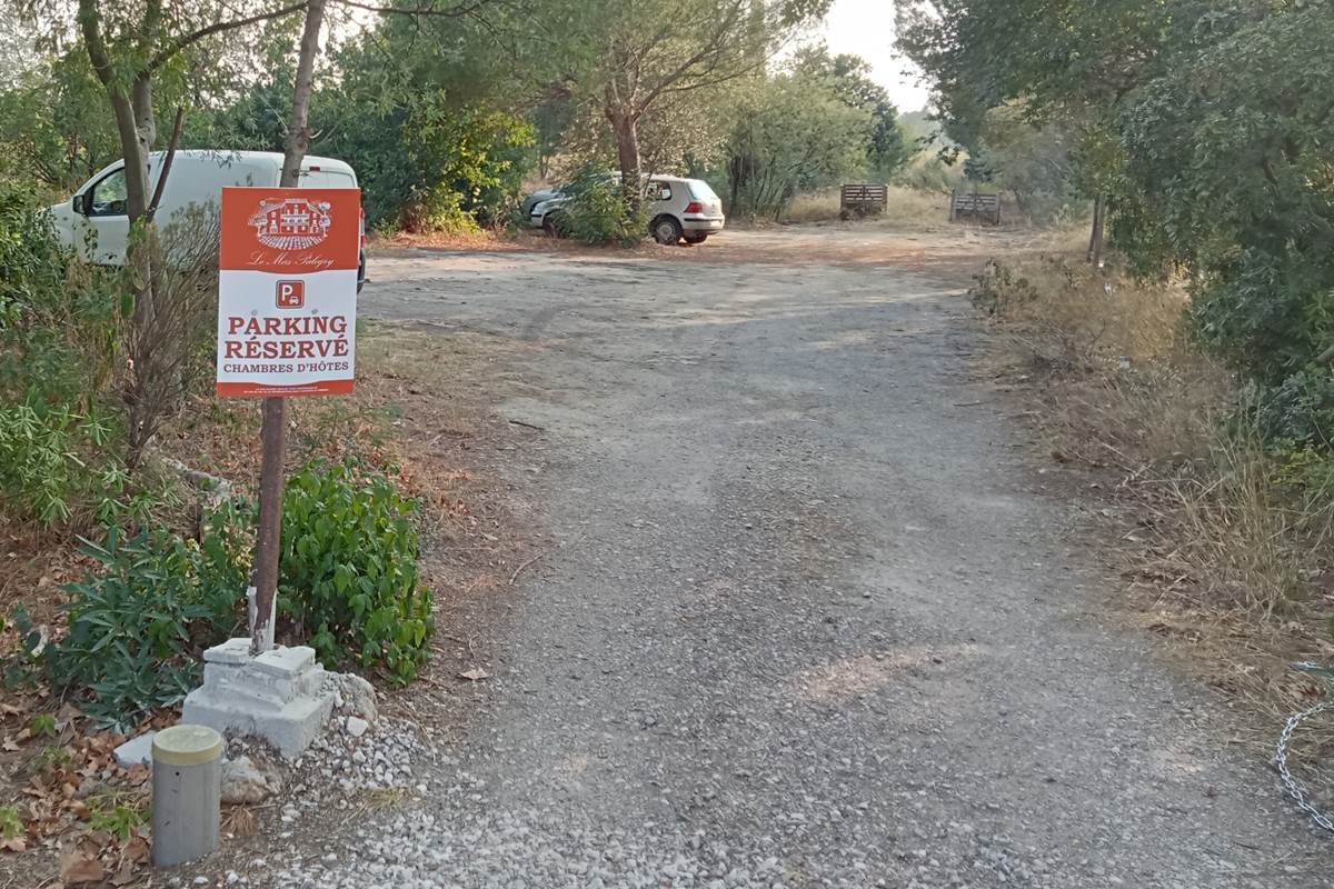 Le Mas Palegry Chambres d'hôtes  Perpignqan - Le parking