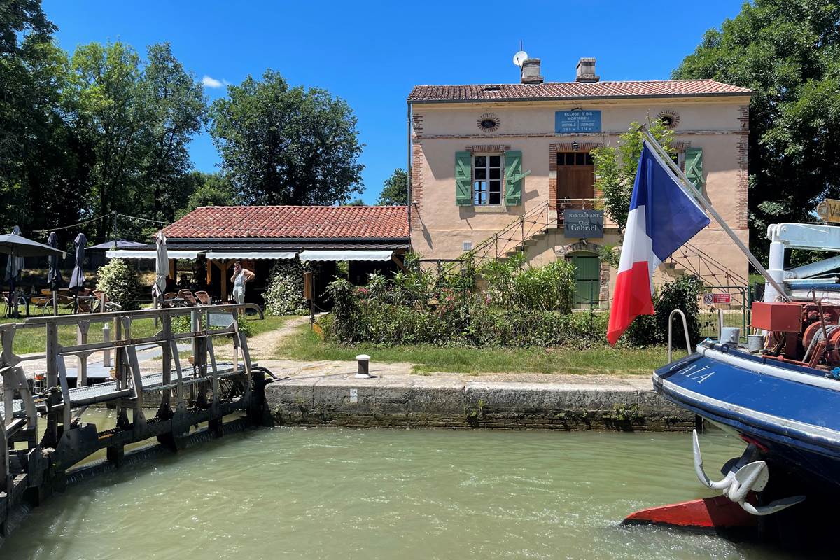 Restaurant "Chez Gabriel"