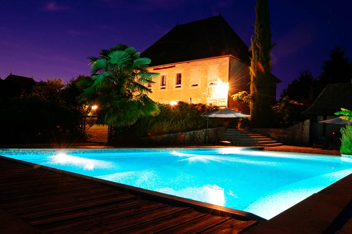 Piscine Manoir de nuit