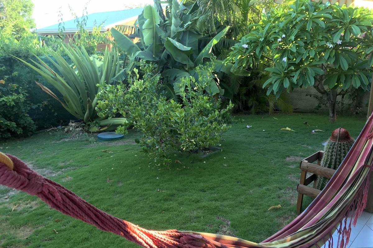 Hamac et jardin bungalow indépendant