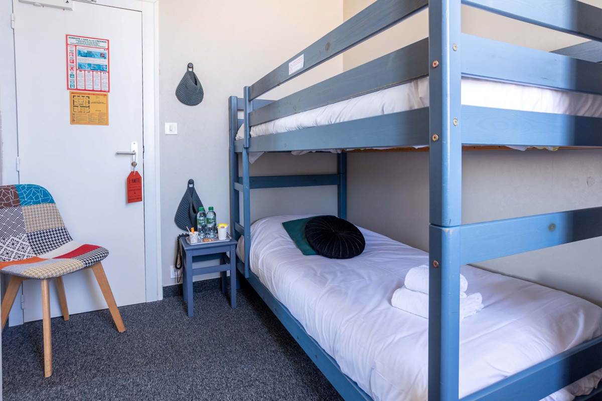 Chambre 5 lit superposé