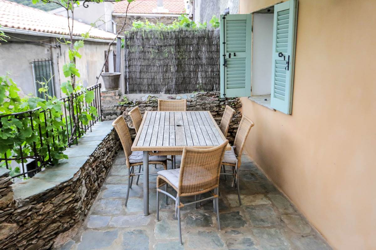 La terrasse.