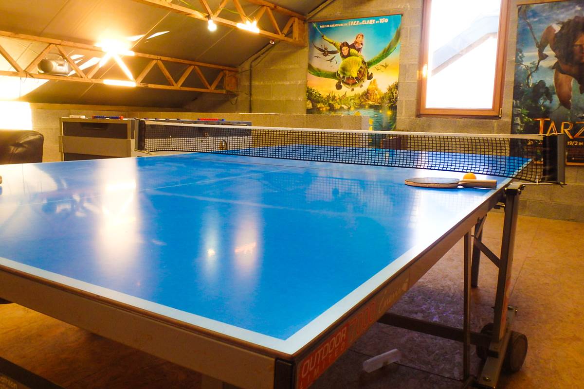 salle de jeux -ping-pong - baby foot