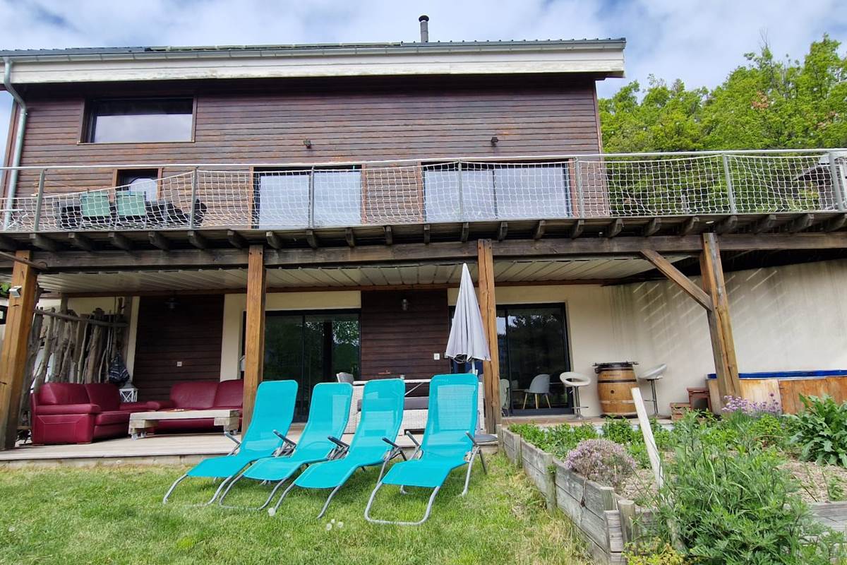 Le Chalet vue du jardin