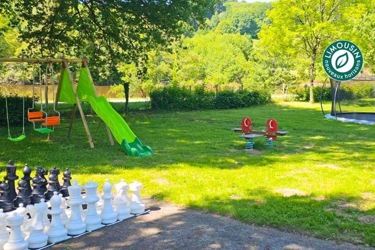 Camping de Ladignac - Haute-Vienne (15)