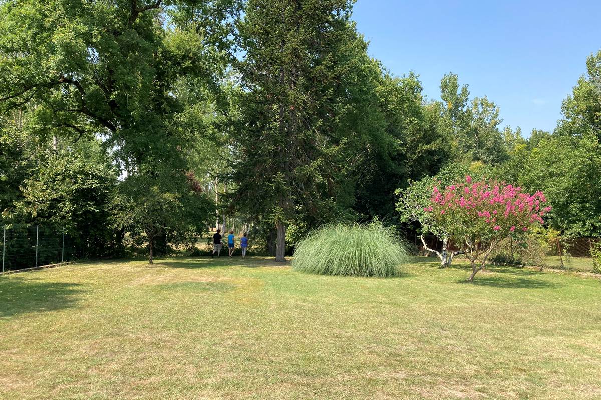 verdure-climat-doux-sud-ouest-parc-detente-famille