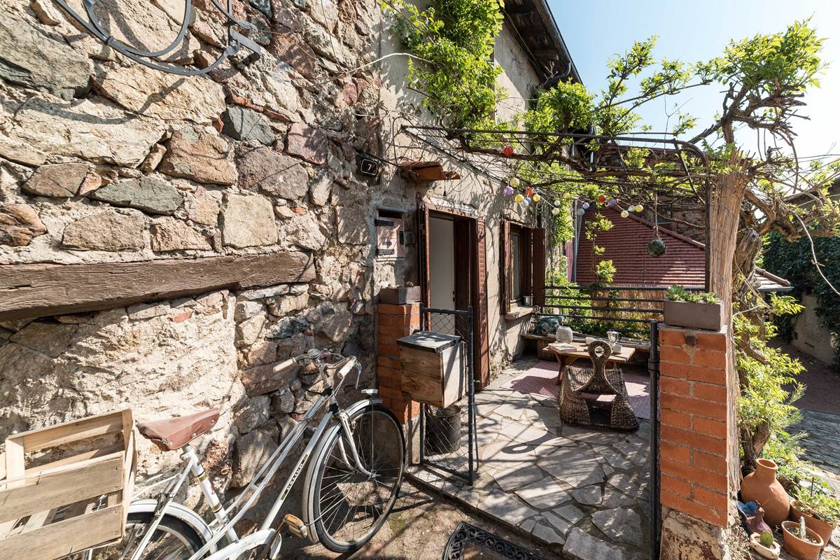 Terrasse côté ruelle