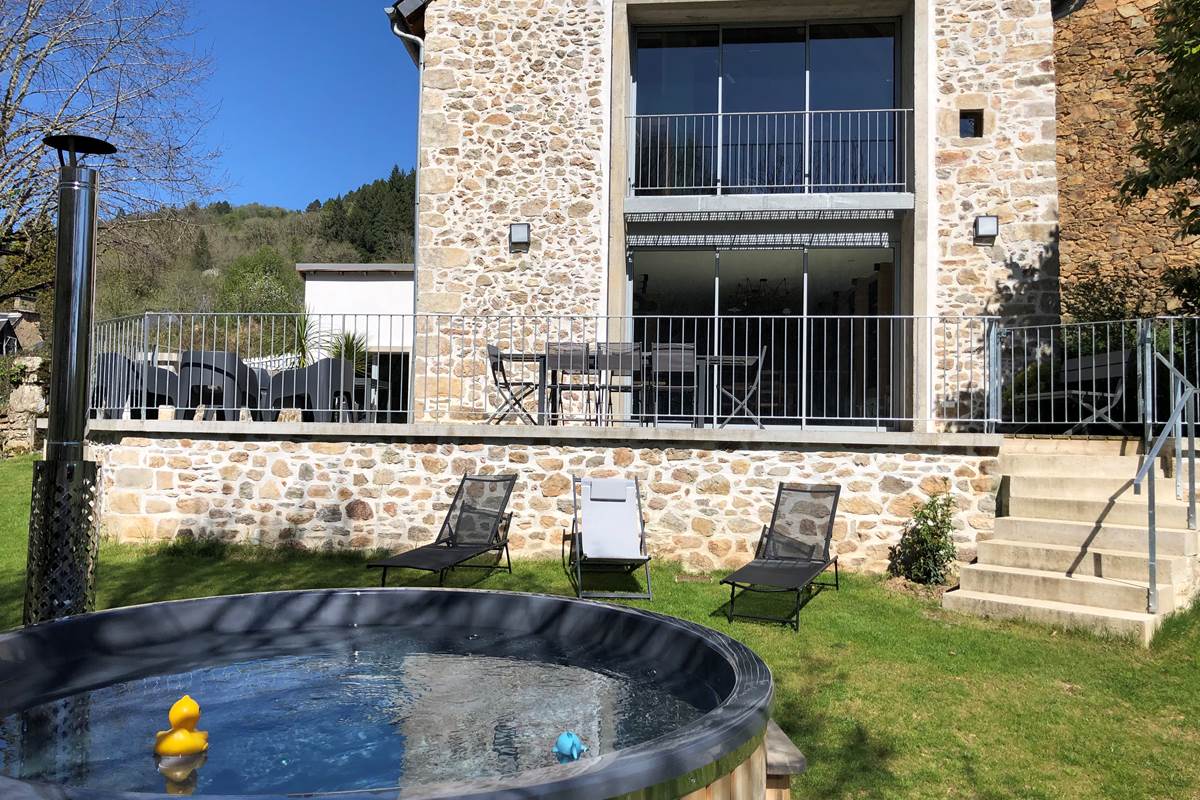 Gîte Val Souvigne_Extérieur_Printemps_2