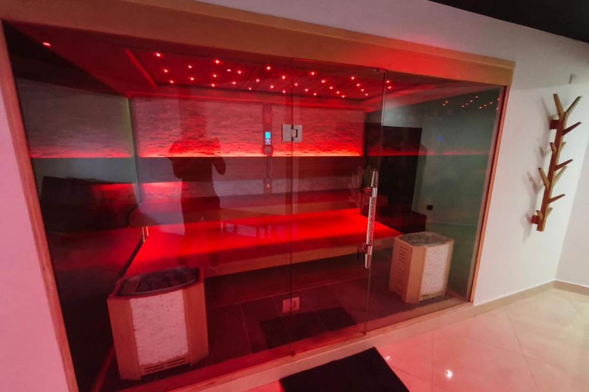 Espace bien-être / Sauna 8 places