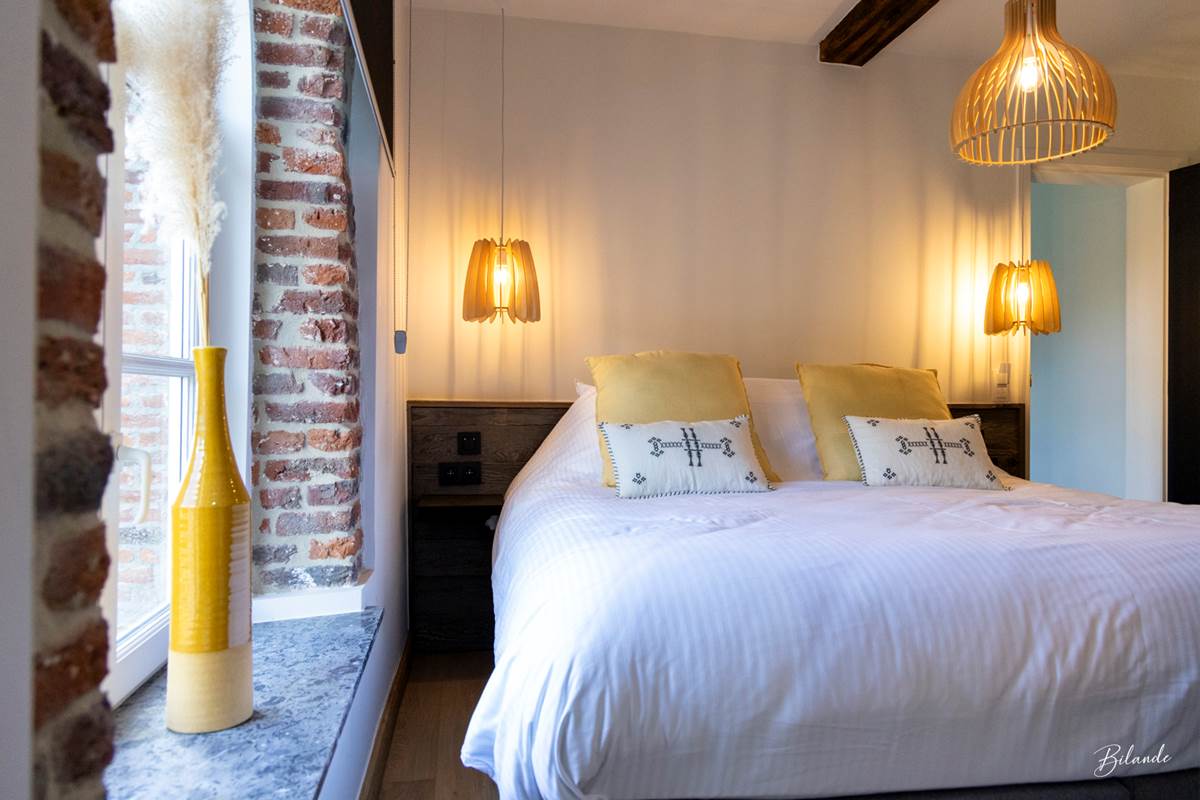 chambre 14 ambiance jaune_001
