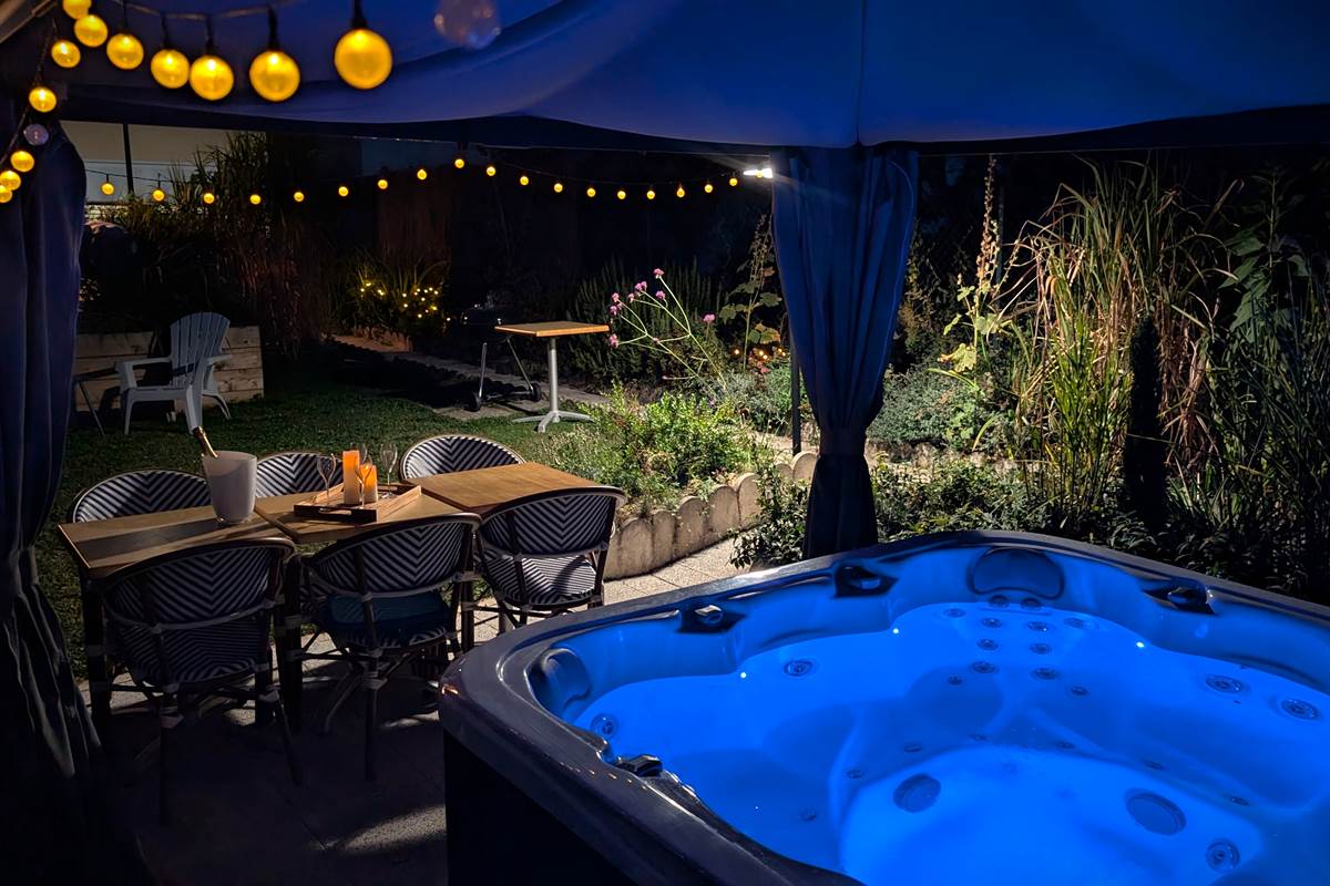 Jardin Le cémarose Gîte et spa pres de Reims 2025