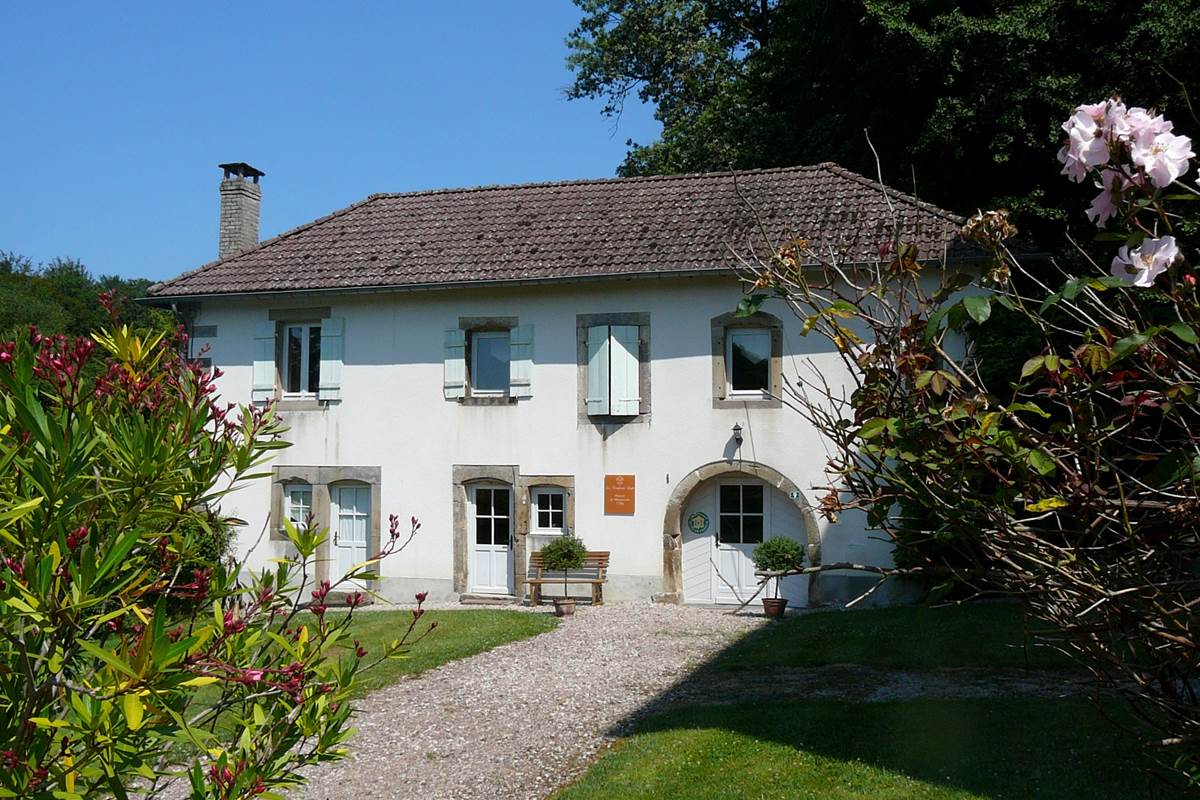 Maison independante avec jardin privatif