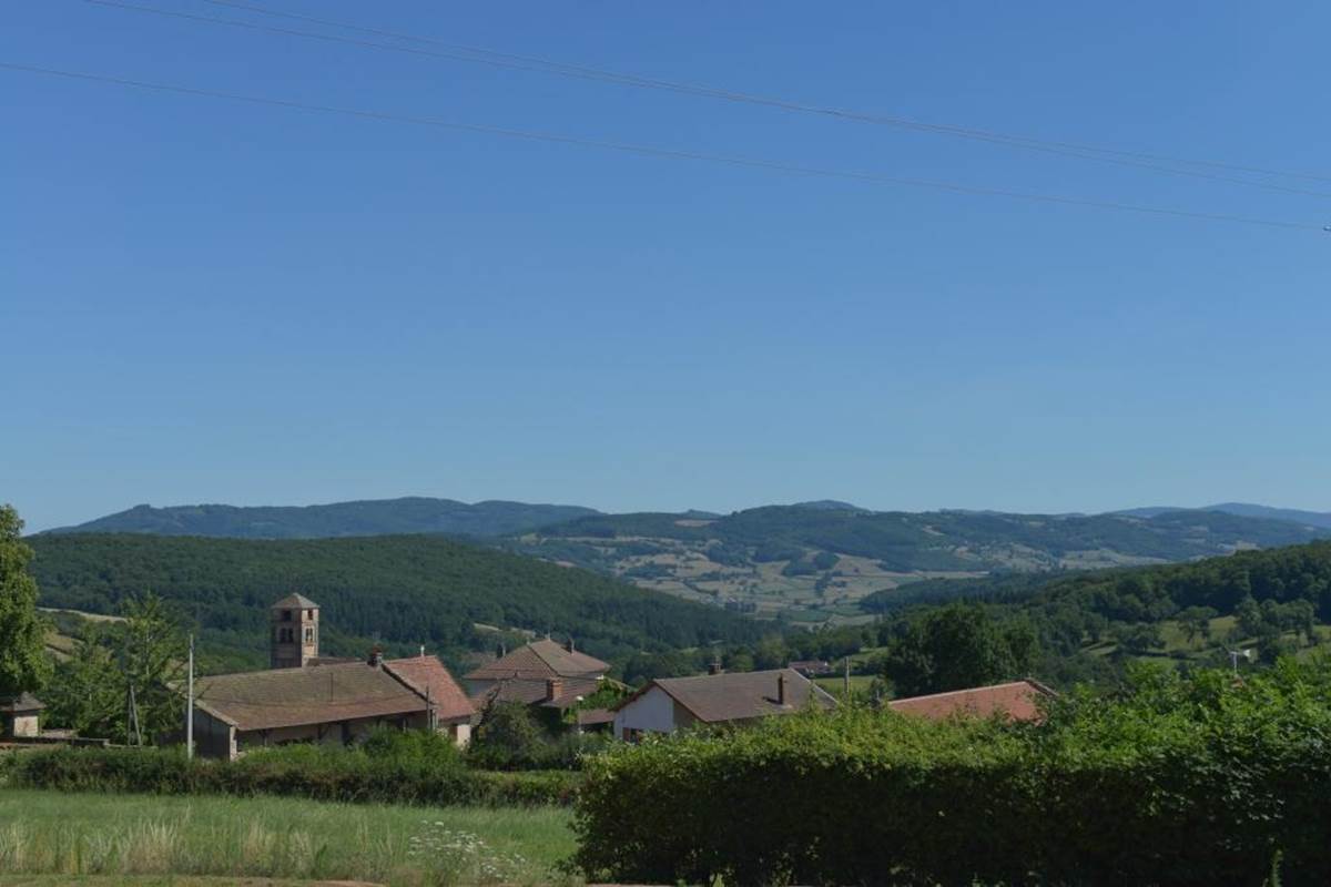 Vue sur le village de Bergesserin