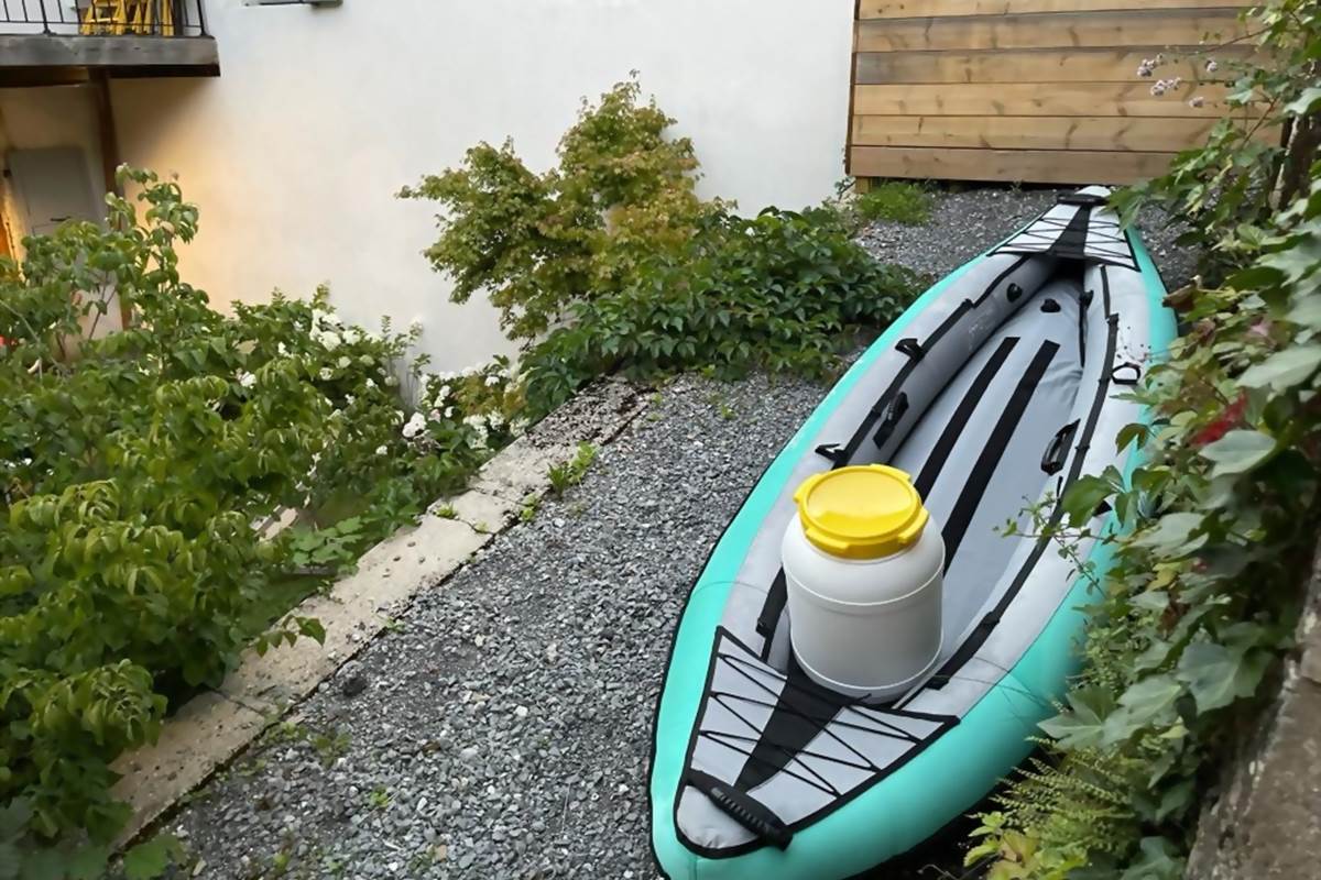 Le jardin de talloires-canoe