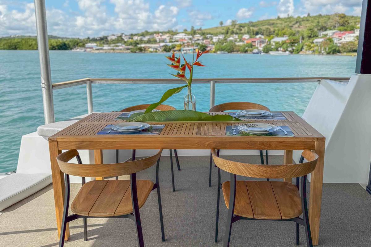 Espace repas extérieur