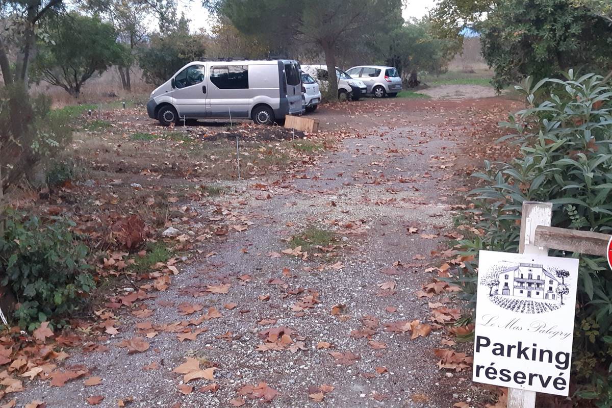 Le Mas palegry chambres d'hôtes parking