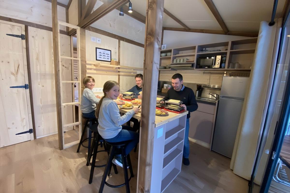 Coin cuisine et repas avec son mange debout