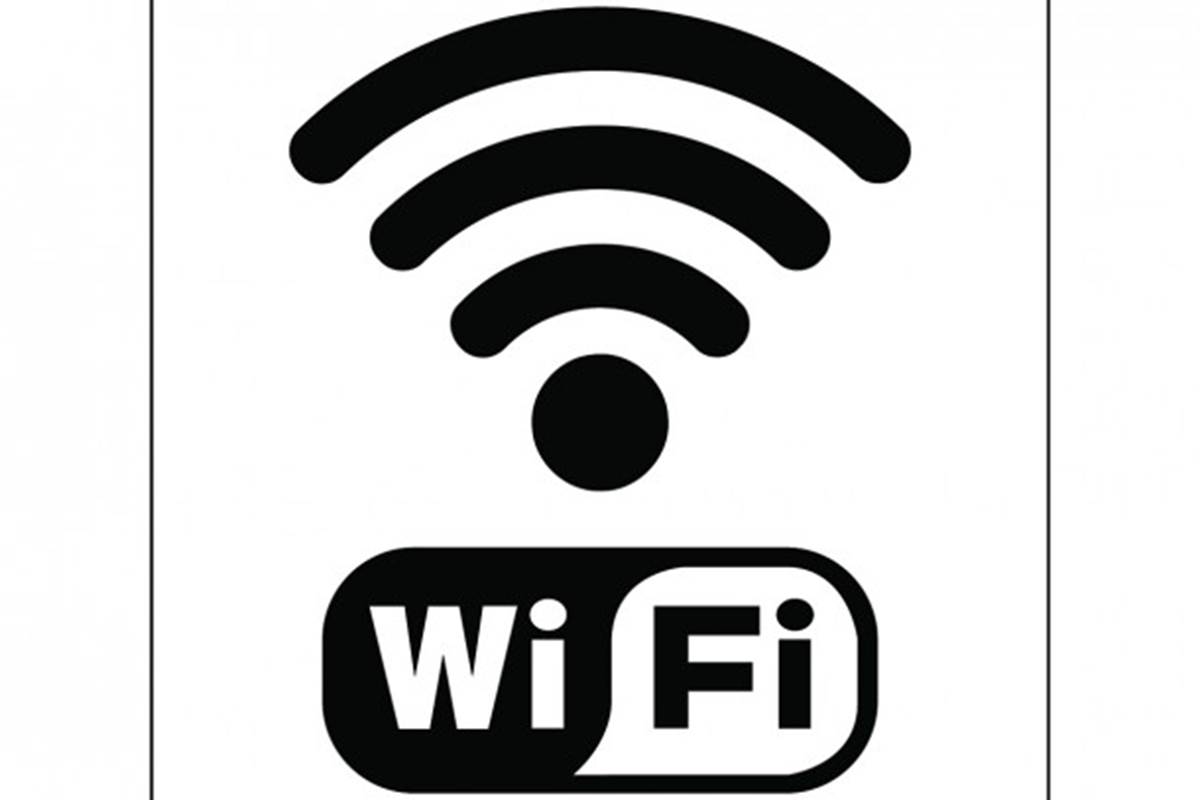 WiFi (ou via Ethernet) inclus