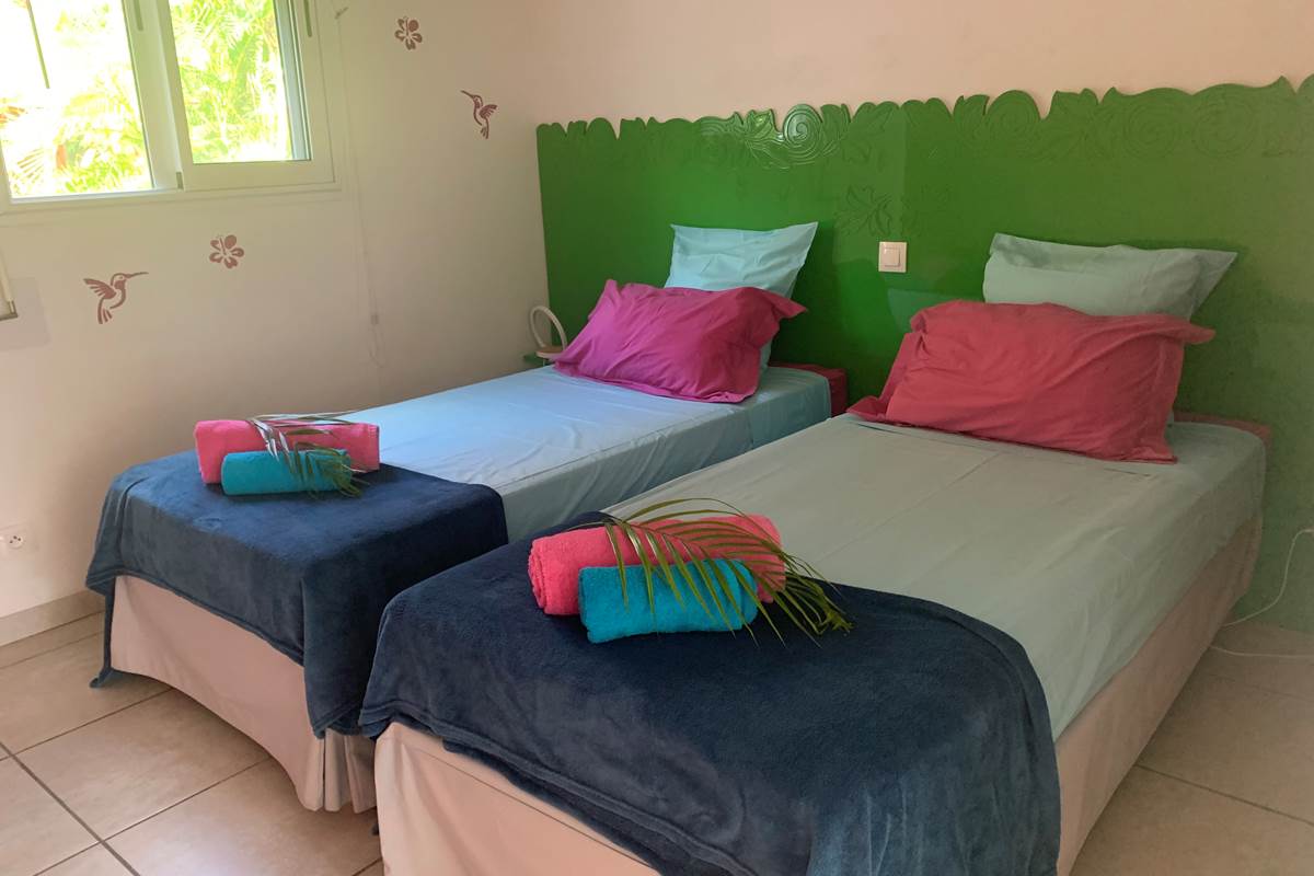 Chambre lit 90x190