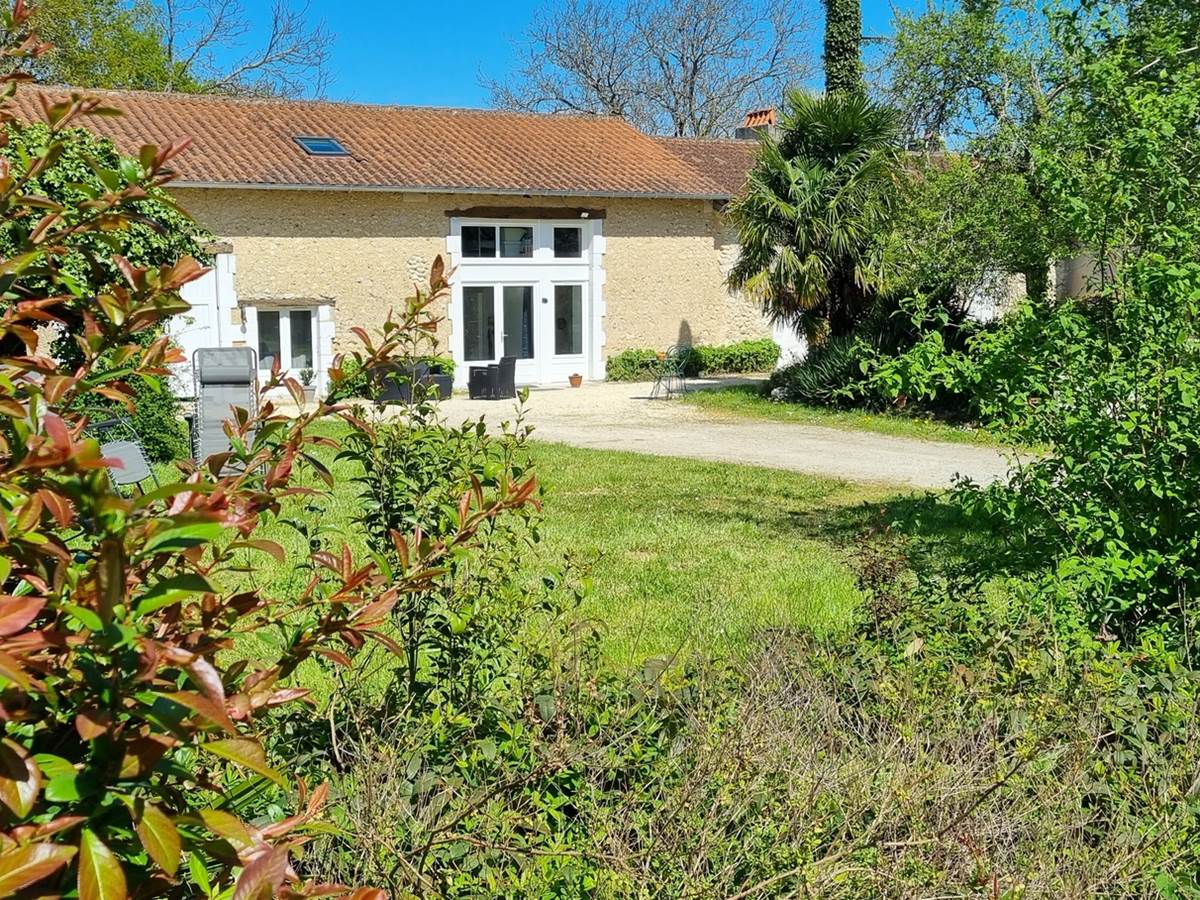 Gite 10 personnes vacances Dordogne - La Petite Clavelie - Périgord vert 04