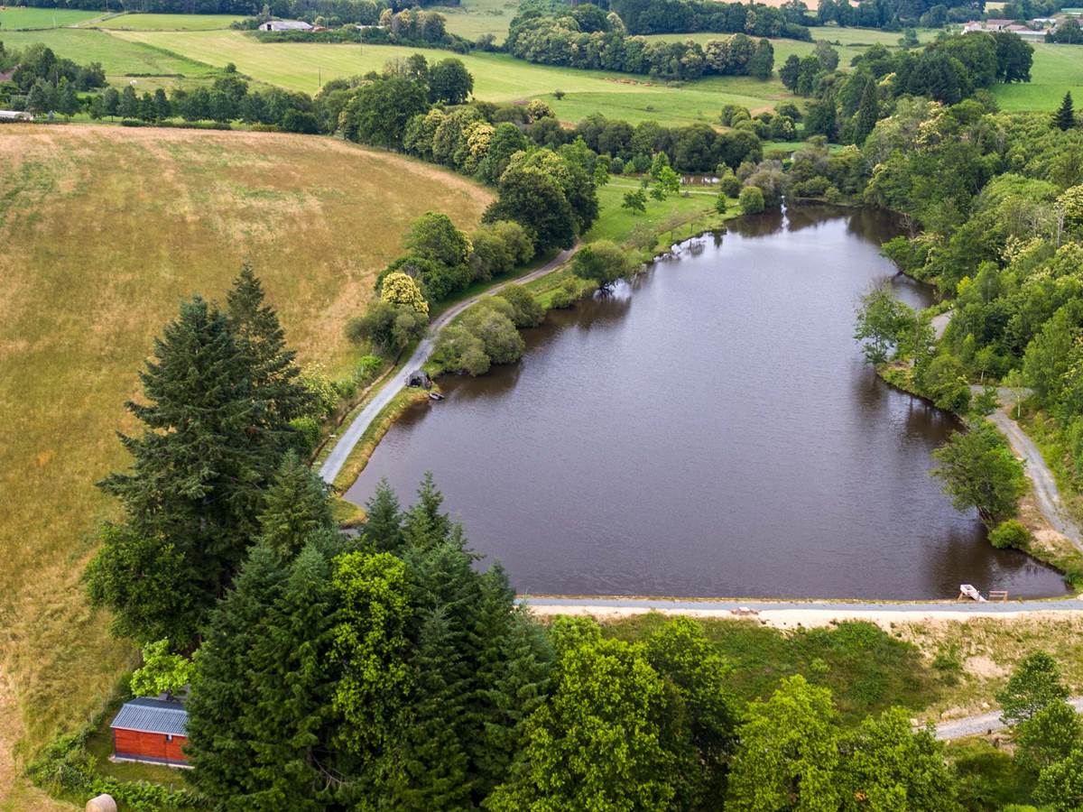 gîte du pêcheur puyregonde carpe firbeix