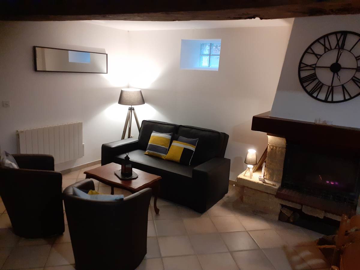 COIN SEJOUR AVEC CANAPE LIT