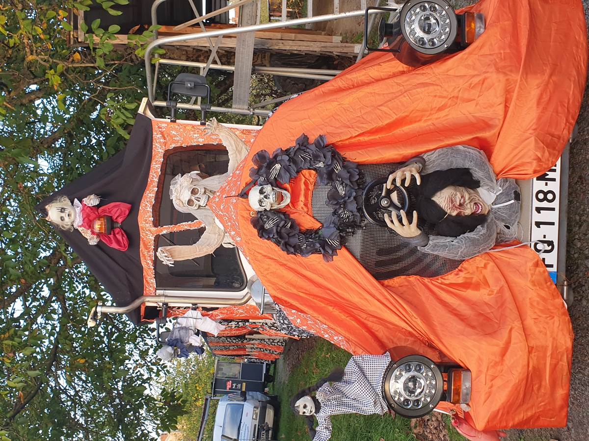 train halloween 2022