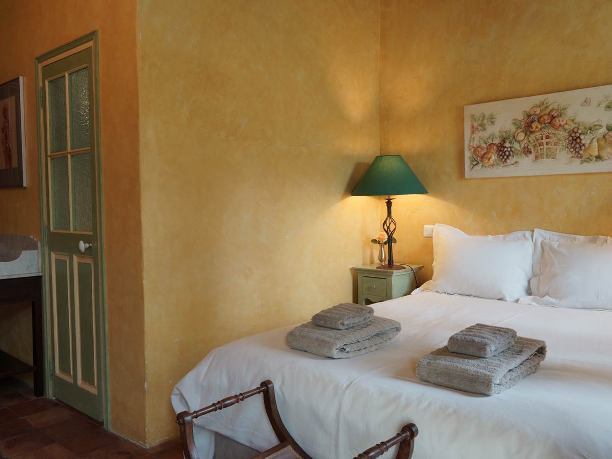 chambre style Provençale Lapalud Vaucluse