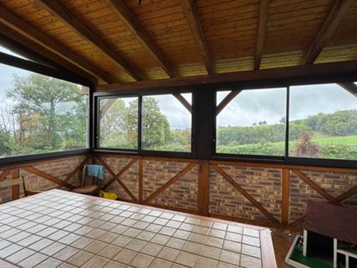 terrasse fermée : véranda-galerie