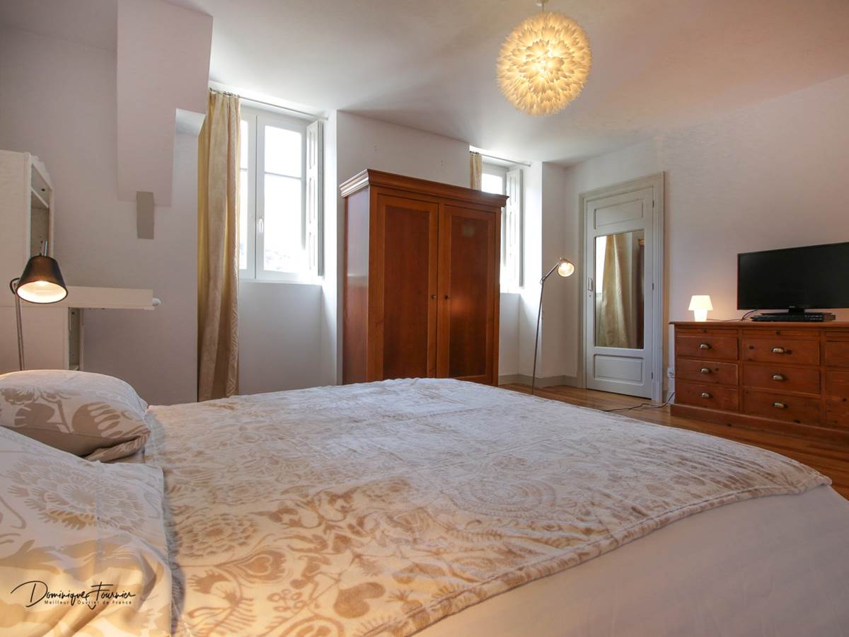 CHAMBRE 4
