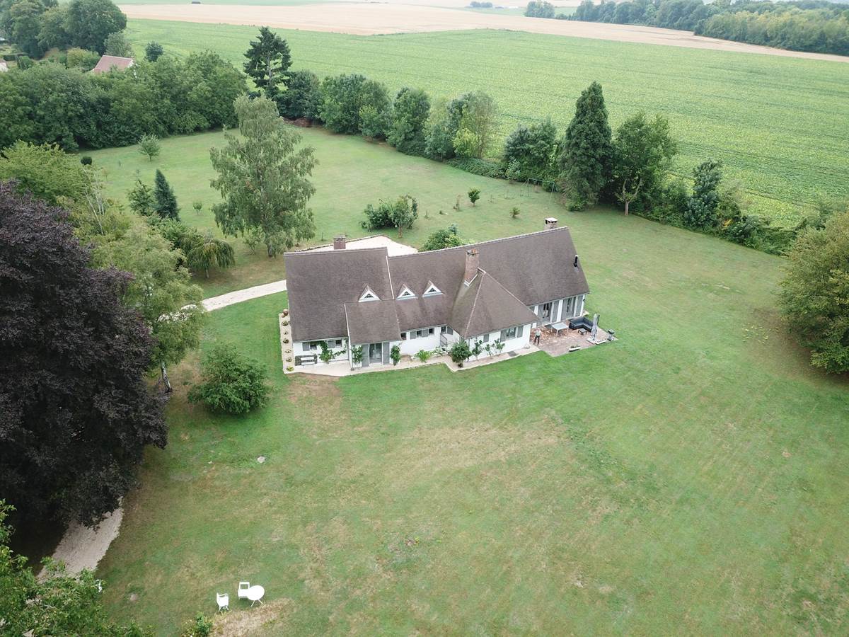 Un refuge au vert, rien que pour vous : la maison entière, jusqu’à 15 voyageurs.