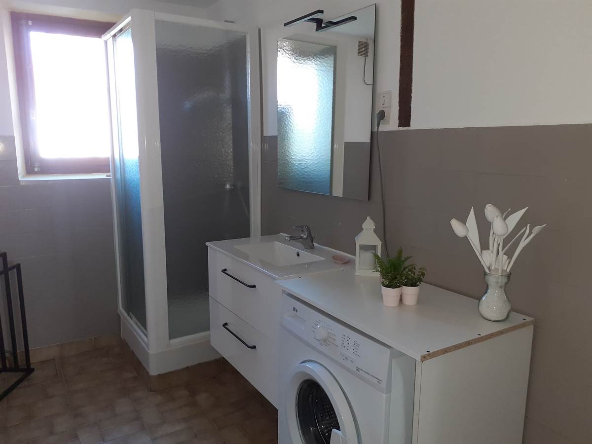 Salle d'eau (douche et WC)