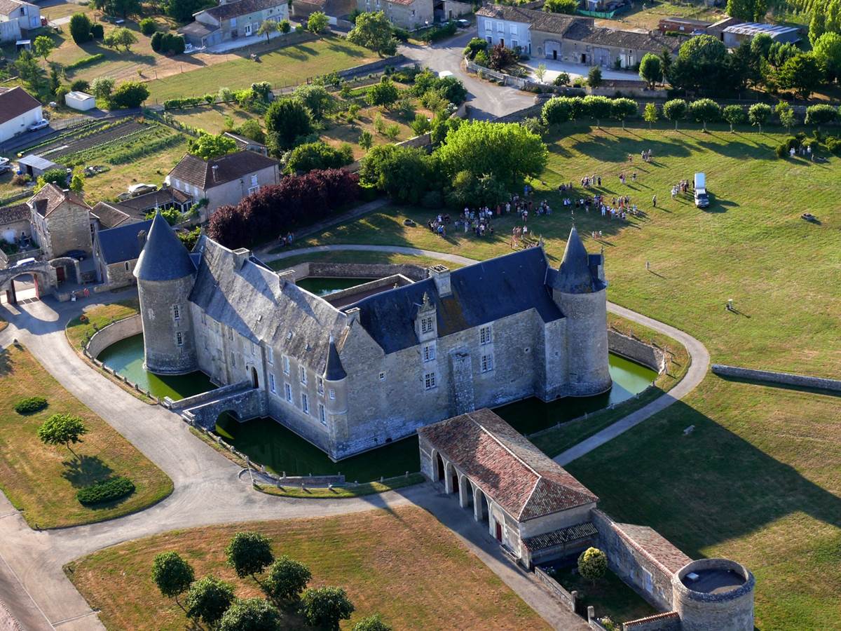 Vue aérienne - Château de Saveilles