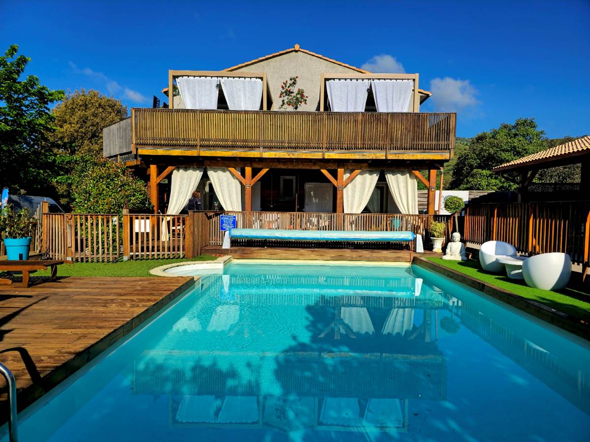 la piscine de notre établissement