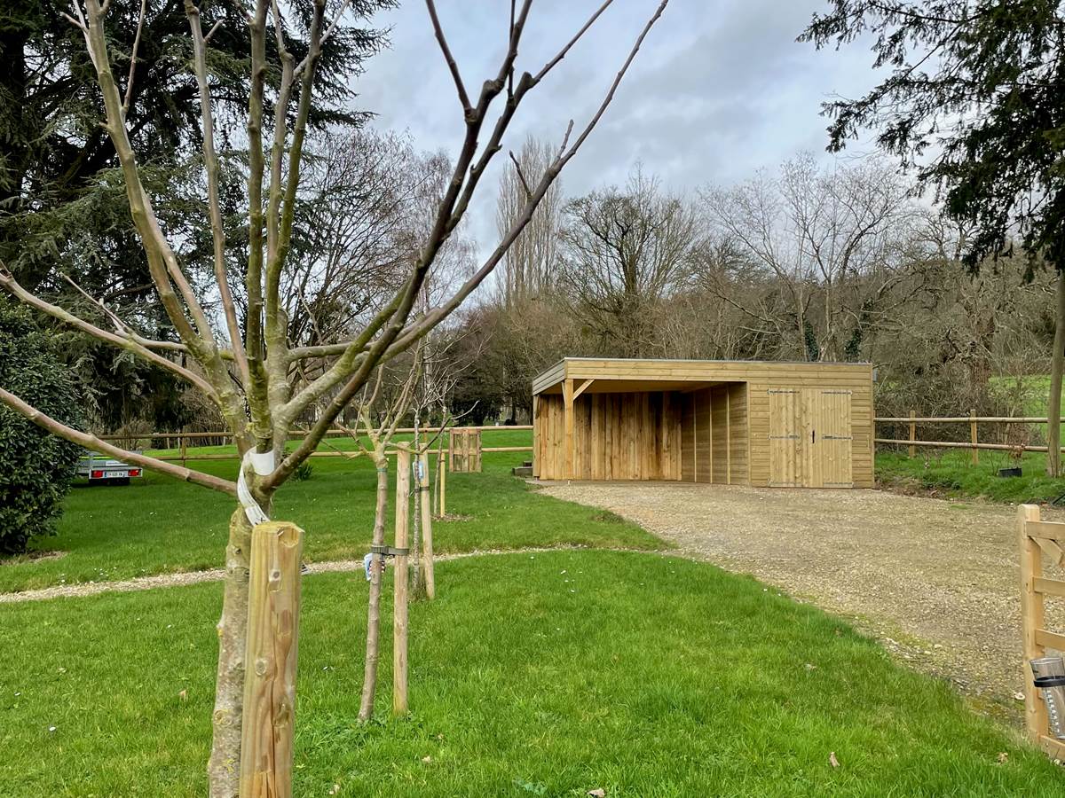 carport-chaumiere-tourville-en-auge-normandie